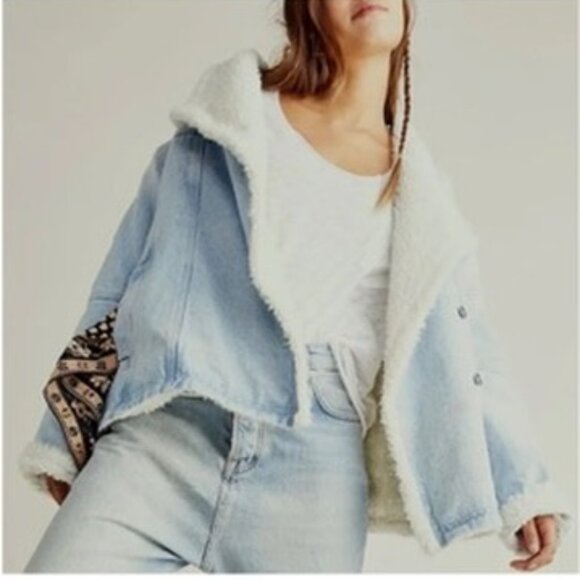 FREE PEOPLE We the Free Twisted Heart Cozy Blue Denim Fleece Jacket Medium - Picture 1 of 15